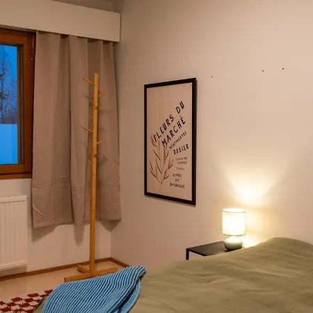 Two-story Family For 10 Persons With Private Yard Apartamento *