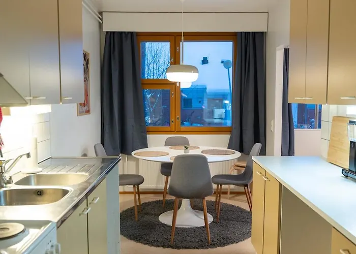 Two-story Family For 10 Persons With Private Yard