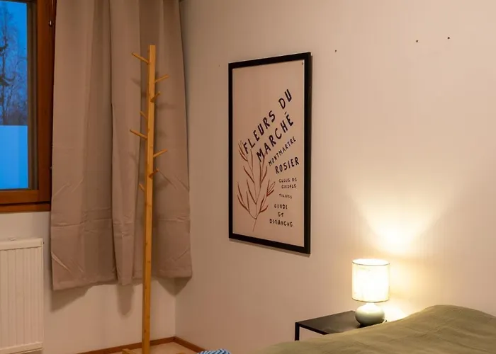 Two-story Family For 10 Persons With Private Yard Apartment *